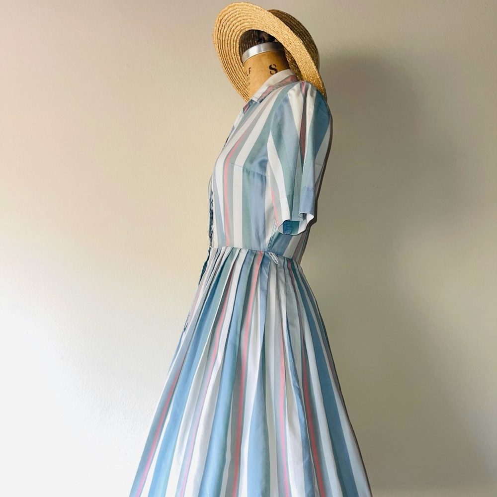 Shirtwaist Classic Vintage Dress